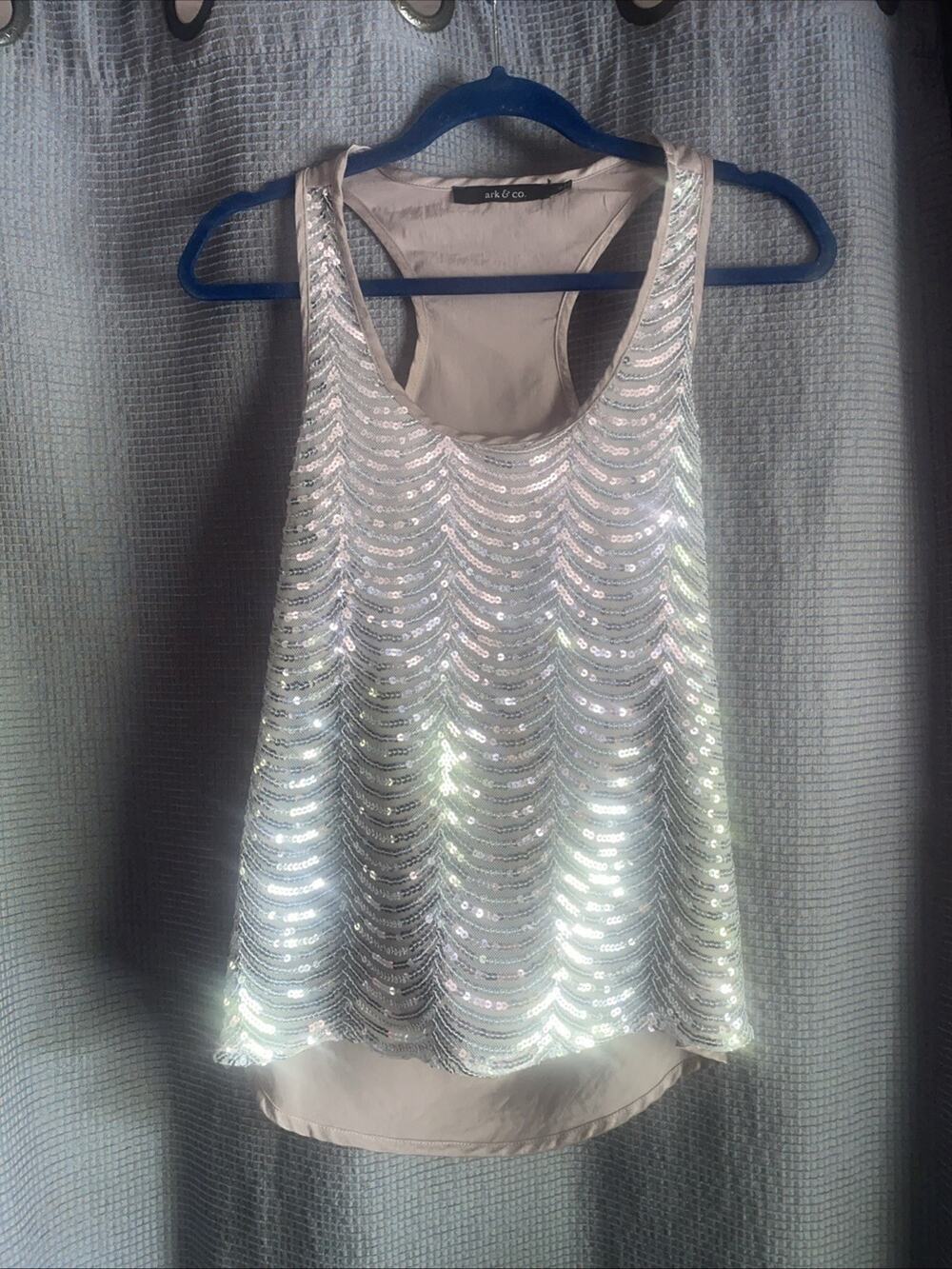 Ark & co Silver Sequin Sleeveless Scoop Neck Razor back Sz S Y2K CLUB CITY BLING